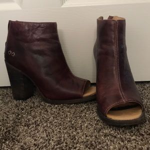 Bed Stu leather open toe booties